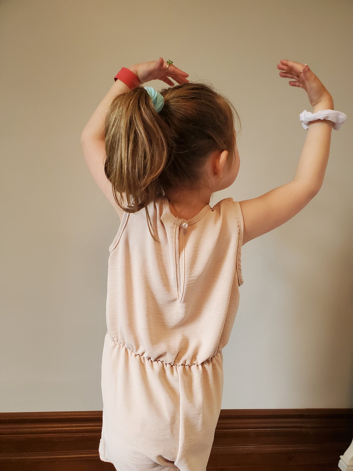 Girls ruffle nude/beige romper - Kids clothes