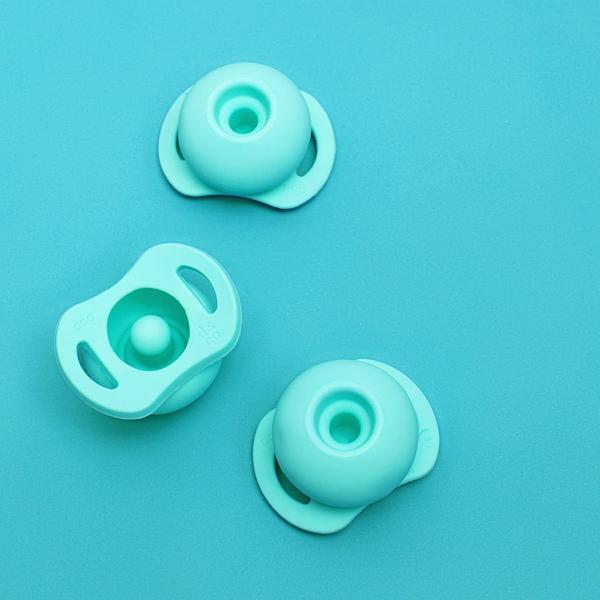Baby's "The pop" pacifier 2 pack by Doddle & co. As seen on shark tank - pacifier automaticaly closes when dropped in Blush & Teal