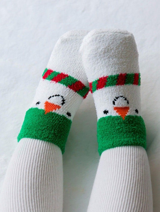 Toddlers Fuzzy Fun snowman socks