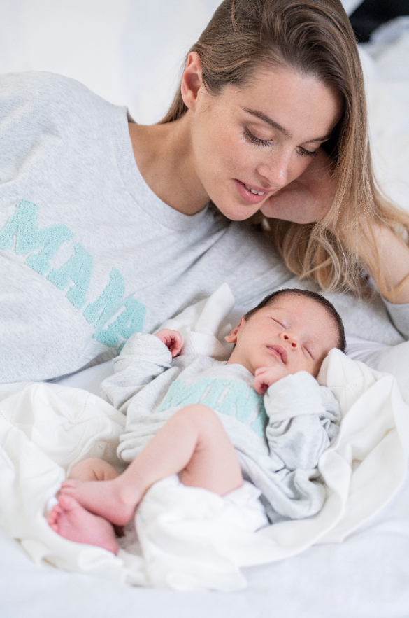 Women's Seraphine heather grey "Mama & Mini" maternity & nursing & baby sweatshirt gift set