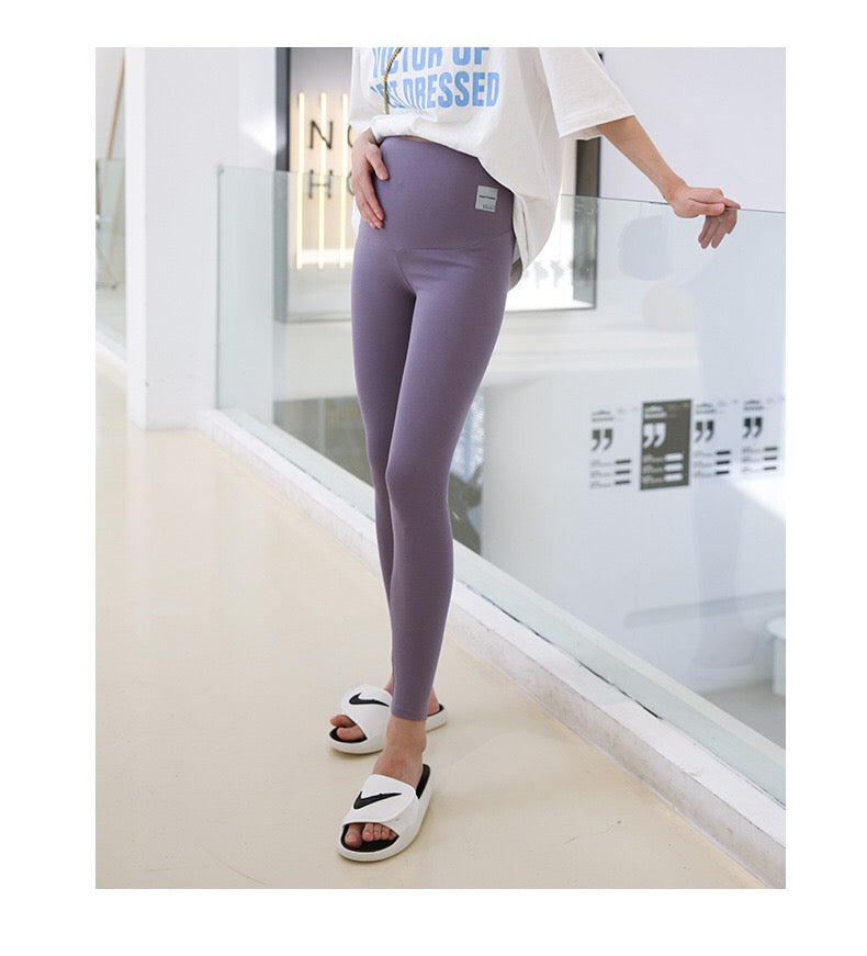 Women's Super Soft stretchy Ribbed cotton over the bump Maternity leggings in Light Mauve Or Dark Grey